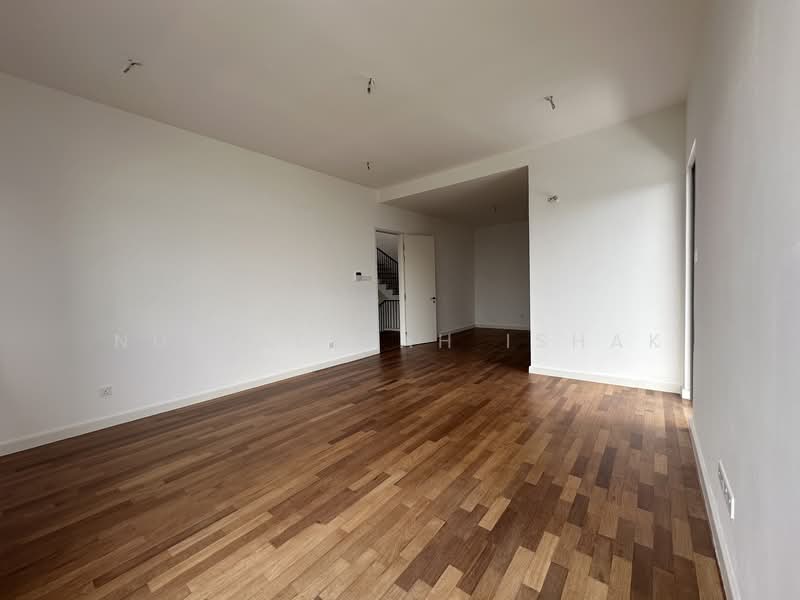 Rumah Berkembar untuk Dijual di Shah Alam (Selangor) - Nur Adibah Ishak - PropertyGuru.com.my