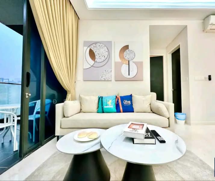 Servis Apartment untuk Disewa di Setia Sky 88 - Desmond Lim - Living Room - PropertyGuru.com.my