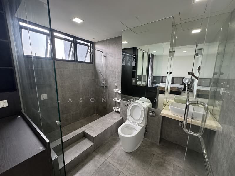 Servis Apartment untuk Disewa di Sky Park - Jason Chiam - Bathroom - PropertyGuru.com.my