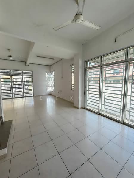 Rumah Berkembar untuk Disewa di Sungai Jawi (Penang) - Jeff Koay - Living Room - PropertyGuru.com.my