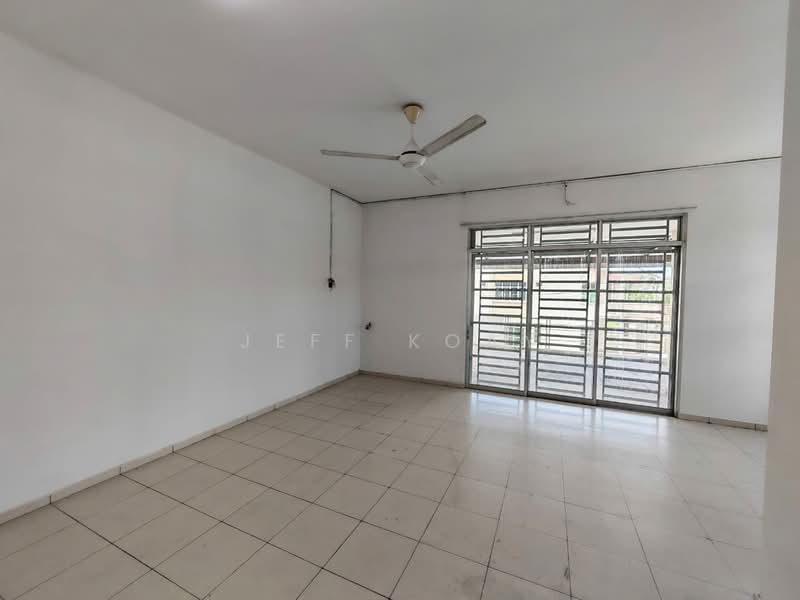 Rumah Berkembar untuk Disewa di Sungai Jawi (Penang) - Jeff Koay - Living Room - PropertyGuru.com.my