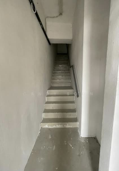 Kedai / Pejabat untuk Disewa di Hulu Langat (Selangor) - Candy Soon - Corridor - PropertyGuru.com.my