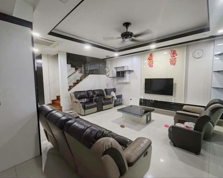 Rumah Teres 2.5 Tingkat untuk Dijual di Johor Bahru (Johor) - Pauline Ng - Living Room - PropertyGuru.com.my