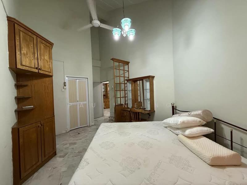 Rumah Teres untuk Dijual di Bandar Baru Uda (Johor Bahru) - Pauline Ng - Bedroom - PropertyGuru.com.my