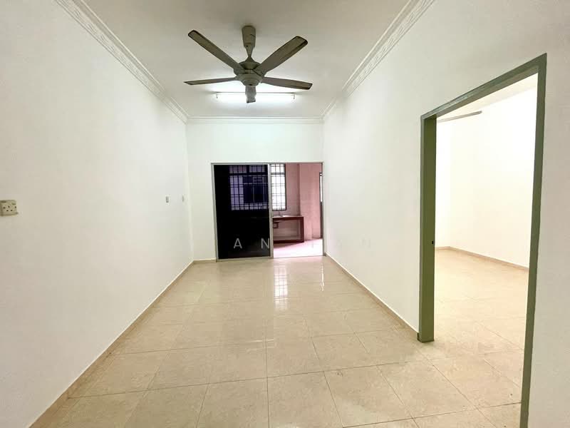 Rumah Teres 2 Tingkat untuk Dijual di Taman Bukit Setongkol Jaya (Kuantan) - Alan Tan - Dining - PropertyGuru.com.my