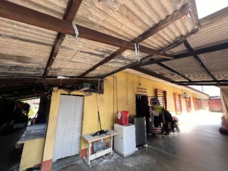 Bungalow for Sale in Kota Tinggi (Johor) - Ong Lih Shyan - Exterior - PropertyGuru.com.my