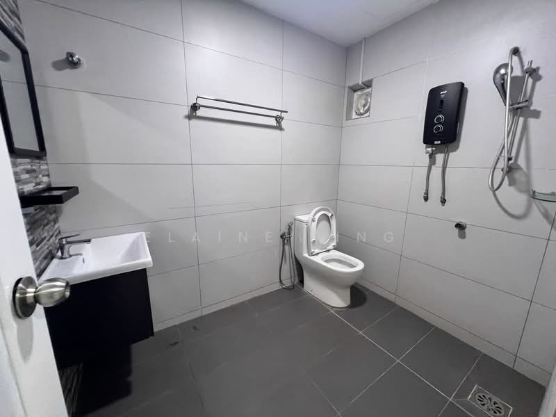 Bungalow for Rent in Country Heights (Kajang) - Elaine Ding - Bathroom - PropertyGuru.com.my