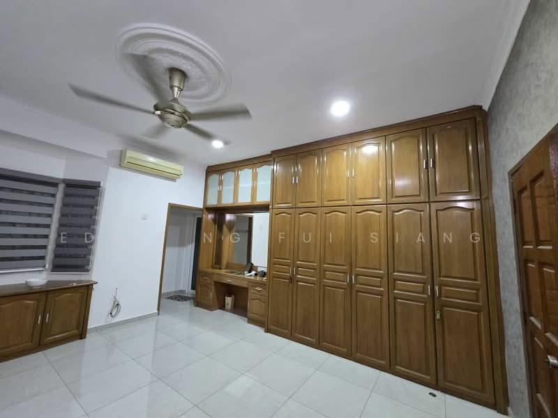 TAMAN MEWAH - 3