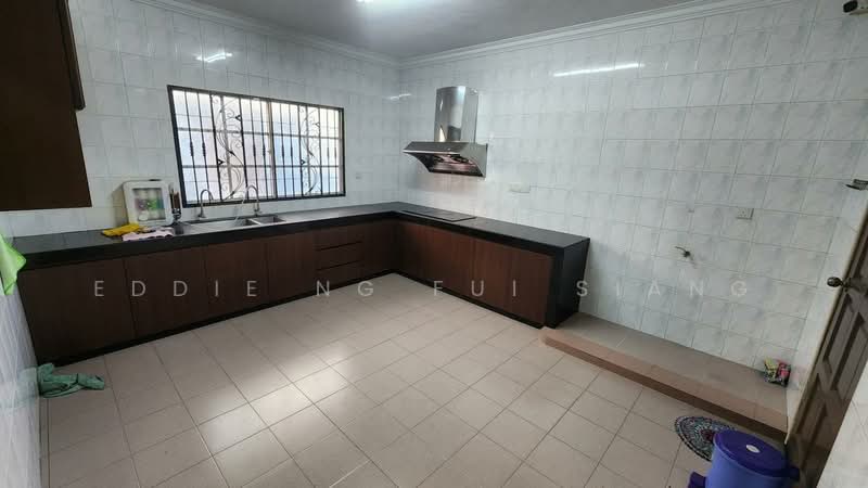 Rumah Berkembar untuk Dijual di Klang (Selangor) - Eddie Ng Fui Siang - Kitchen - PropertyGuru.com.my