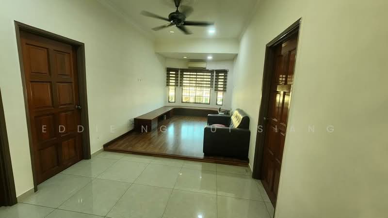 Rumah Berkembar untuk Dijual di Klang (Selangor) - Eddie Ng Fui Siang - Living Room - PropertyGuru.com.my