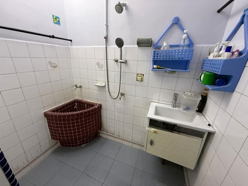 2-storey Terraced House for Rent in Ulu Tiram (Johor) - Ziv Chiam - Bathroom - PropertyGuru.com.my