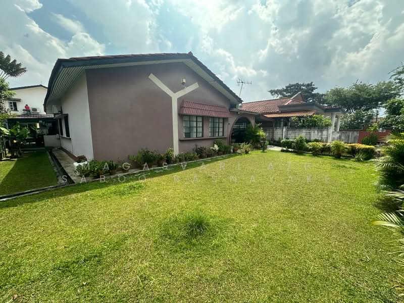 Bungalow for Sale in Petaling Jaya (Selangor) - Magasvari A/P Saboo Basnayake - Exterior - PropertyGuru.com.my