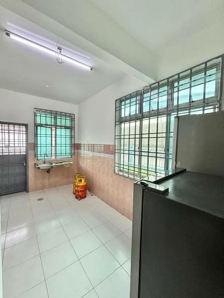 1-storey Terraced House for Rent in Ulu Tiram (Johor) - Desmond Lim - Kitchen - PropertyGuru.com.my