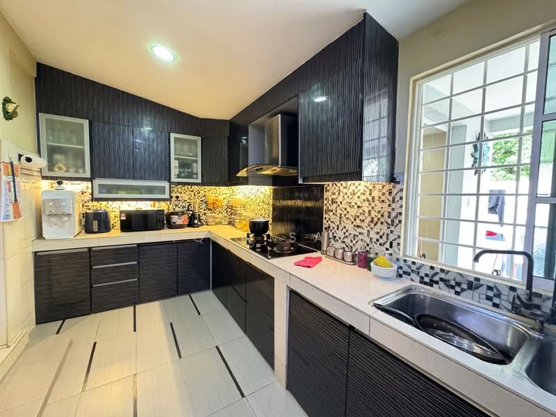 1-storey Terraced House for Sale in Puchong (Selangor) - Shiqin Saidin - Kitchen - PropertyGuru.com.my