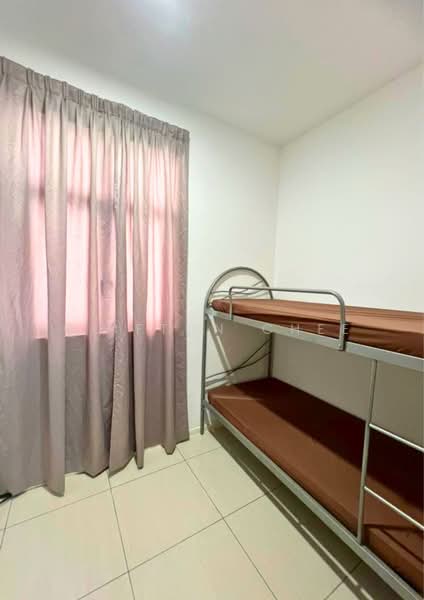 Condominium for Rent at Queens Residences Q2 @ Queens Waterfront - Clifton Chee - Bedroom - PropertyGuru.com.my