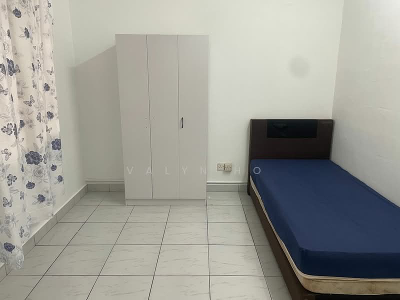 Apartment for Rent at Mentari Court - Valyn Ho - Bedroom - PropertyGuru.com.my