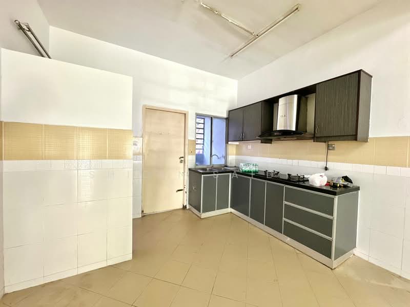 Rumah Teres 2 Tingkat untuk Dijual di Kota Puteri (Batu Arang) - Shiqin Saidin - Kitchen - PropertyGuru.com.my