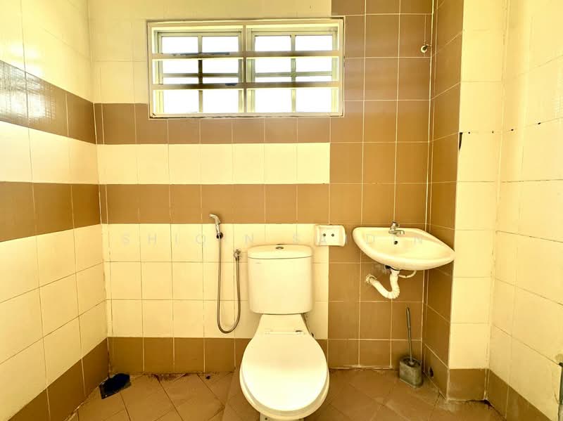 Rumah Teres 2 Tingkat untuk Dijual di Kota Puteri (Batu Arang) - Shiqin Saidin - Bathroom - PropertyGuru.com.my
