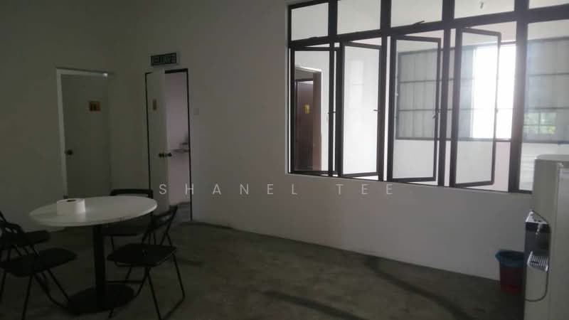 Shop for Sale in Kampung Baru Yap Tau Sah (Kluang) - Shanel Tee - Interior - PropertyGuru.com.my