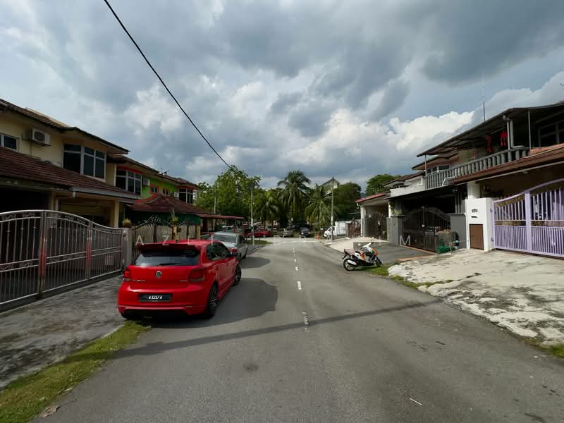 Rumah Teres 2 Tingkat untuk Dijual di Taman Kajang Perdana (Kajang) - Azli Ibrahim - Exterior - PropertyGuru.com.my