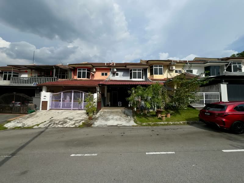 Rumah Teres 2 Tingkat untuk Dijual di Taman Kajang Perdana (Kajang) - Azli Ibrahim - Exterior - PropertyGuru.com.my