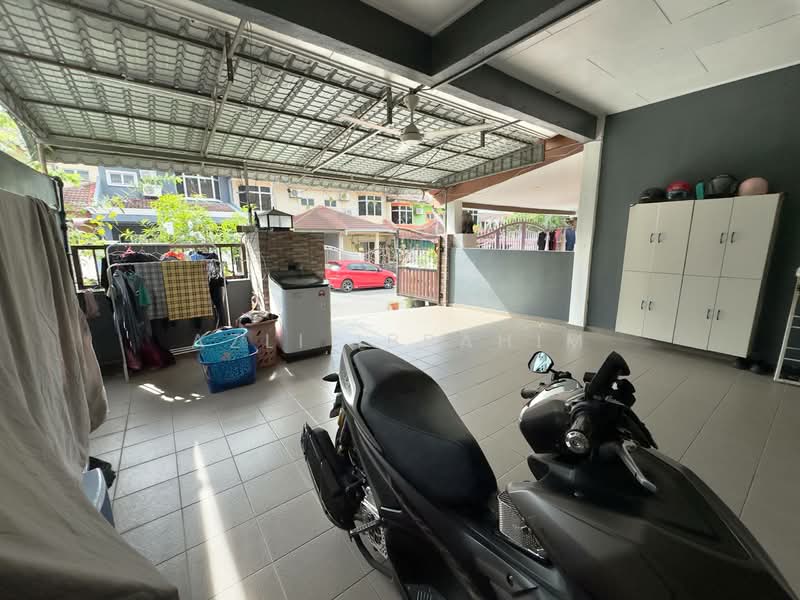 Rumah Teres 2 Tingkat untuk Dijual di Taman Kajang Perdana (Kajang) - Azli Ibrahim - Exterior - PropertyGuru.com.my