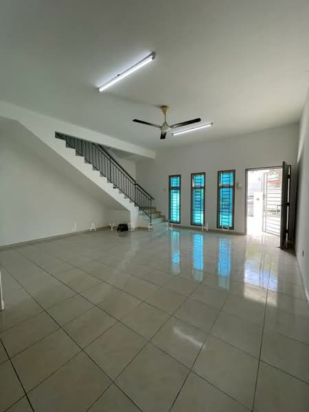 Rumah Teres 2 Tingkat untuk Dijual di Bandar Layangkasa (Pasir Gudang) - Jayden Ng - Living Room - PropertyGuru.com.my