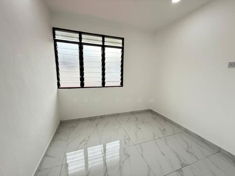 Rumah Teres 2 Tingkat untuk Dijual di Saleng (Senai) - Bro Sham - PropertyGuru.com.my