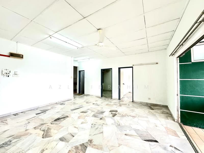 Condominium for Sale at D' Tinggian Suasana - Azli Ibrahim - Living Room - PropertyGuru.com.my