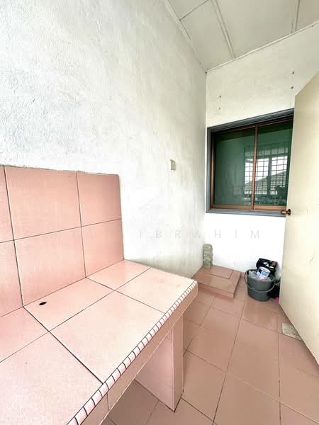 Condominium for Sale at D' Tinggian Suasana - Azli Ibrahim - Balcony - PropertyGuru.com.my
