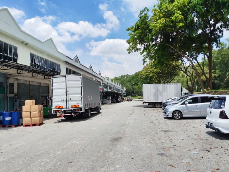 Kilang untuk Dijual di Bandar Bukit Puchong (Puchong) - Victoria Chew - PropertyGuru.com.my