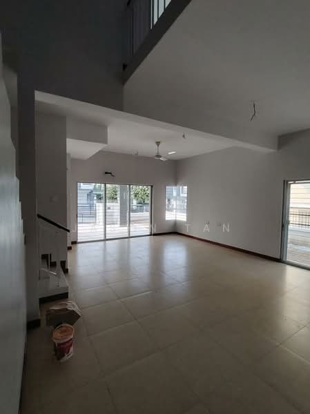 2-storey Terraced House for Sale in D'alpinia (Puchong) - Jason Tan - Living Room - PropertyGuru.com.my