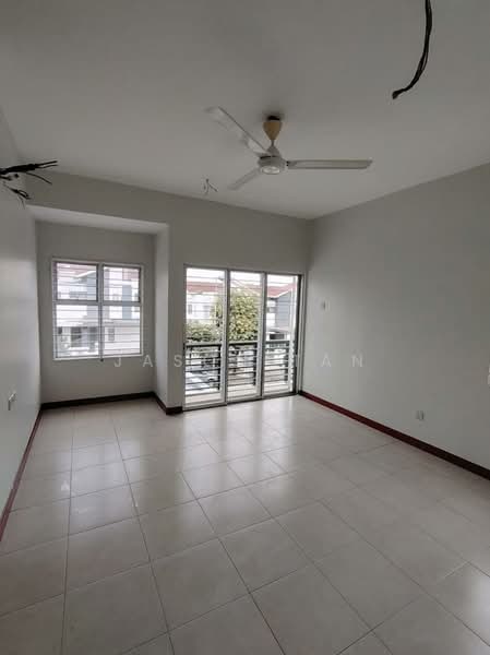 2-storey Terraced House for Sale in D'alpinia (Puchong) - Jason Tan - Living Room - PropertyGuru.com.my