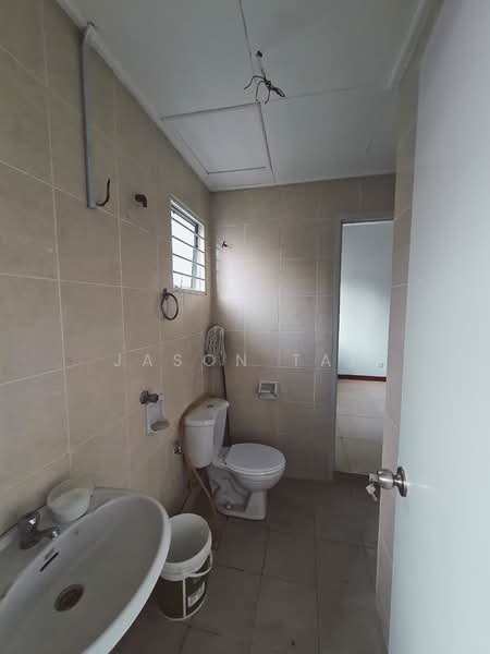 2-storey Terraced House for Sale in D'alpinia (Puchong) - Jason Tan - Bathroom - PropertyGuru.com.my