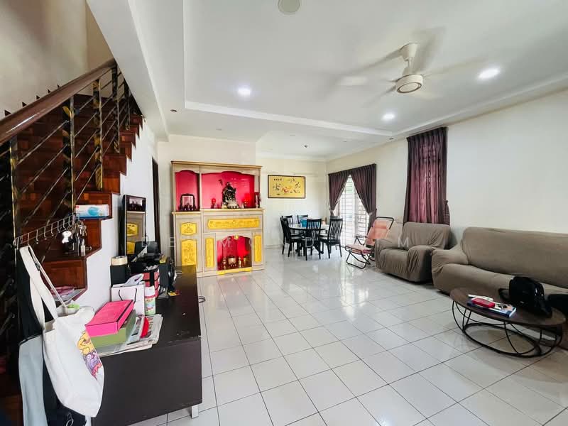 2-storey Terraced House for Sale in Tebrau (Johor) - Desmond Lim - Living Room - PropertyGuru.com.my