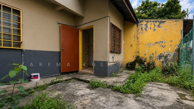 2-storey Terraced House for Sale in Taman Puchong Perdana (Puchong) - Zarema Kulbuzheva - Exterior - PropertyGuru.com.my