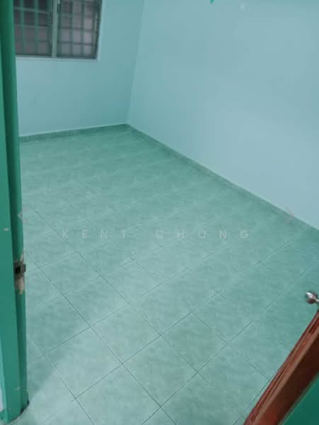 Flat for Sale at Bandar Bukit Tinggi 2 - Kent Chong - Interior - PropertyGuru.com.my