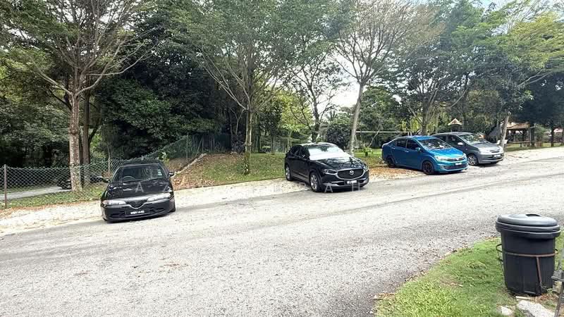 Rumah Teres 2 Tingkat untuk Dijual di Taman Puncak Jalil (Seri Kembangan) - Azli Ibrahim - Exterior - PropertyGuru.com.my