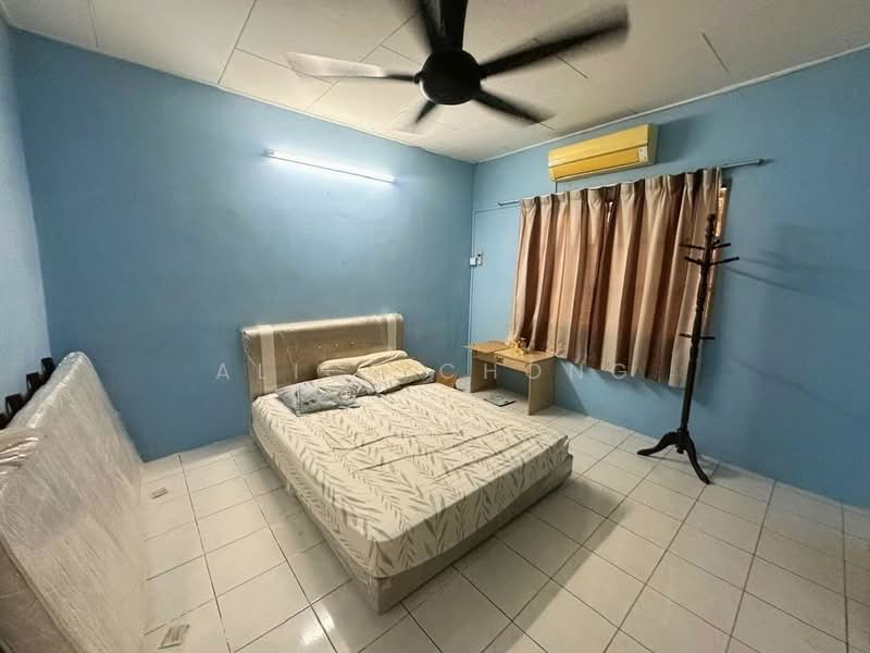 2.5-storey Terraced House for Rent in Taman Bukit Serdang (Seri Kembangan) - Alice Chong - PropertyGuru.com.my