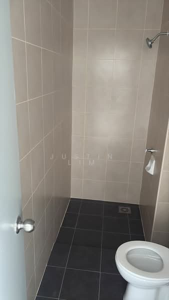 Servis Apartment untuk Disewa di Astrum Ampang - Justin Lim - Bathroom - PropertyGuru.com.my
