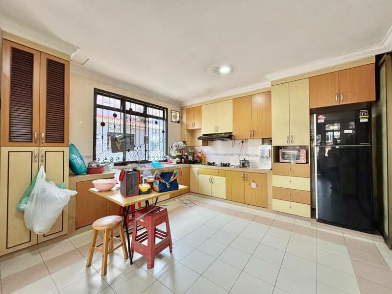 Rumah Teres 2 Tingkat untuk Dijual di Taman Desa Tebrau (Tebrau) - Pauline Ng - Kitchen - PropertyGuru.com.my