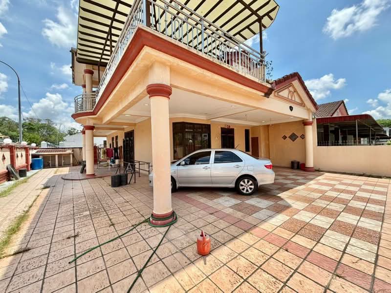 Rumah Teres 2 Tingkat untuk Dijual di Taman Desa Tebrau (Tebrau) - Pauline Ng - Exterior - PropertyGuru.com.my