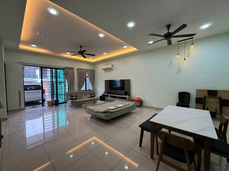 Rumah Teres untuk Disewa di Johor Bahru (Johor) - Emma Lee - Living Room - PropertyGuru.com.my