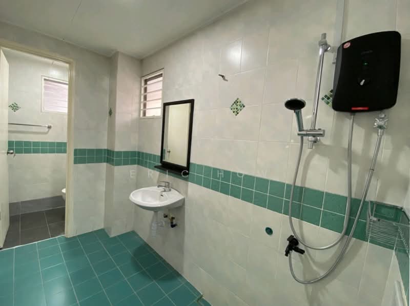 2-storey Terraced House for Sale in Bandar Puteri Puchong (Puchong) - Eric How - Bathroom - PropertyGuru.com.my