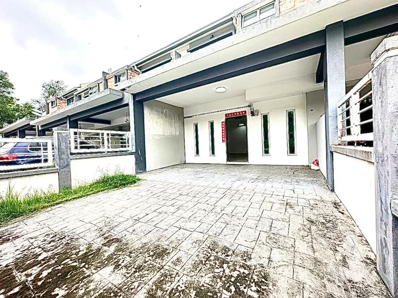 Rumah Teres 2 Tingkat untuk Dijual di Taman Pelangi Semenyih 2 (Semenyih) - Azli Ibrahim - Exterior - PropertyGuru.com.my
