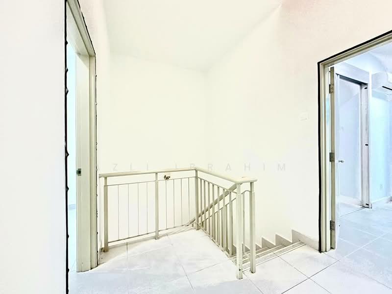 Rumah Teres 2 Tingkat untuk Dijual di Taman Pelangi Semenyih 2 (Semenyih) - Azli Ibrahim - Interior - PropertyGuru.com.my