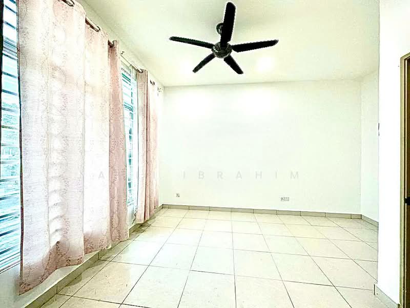 Rumah Teres 2 Tingkat untuk Dijual di Taman Pelangi Semenyih 2 (Semenyih) - Azli Ibrahim - Interior - PropertyGuru.com.my