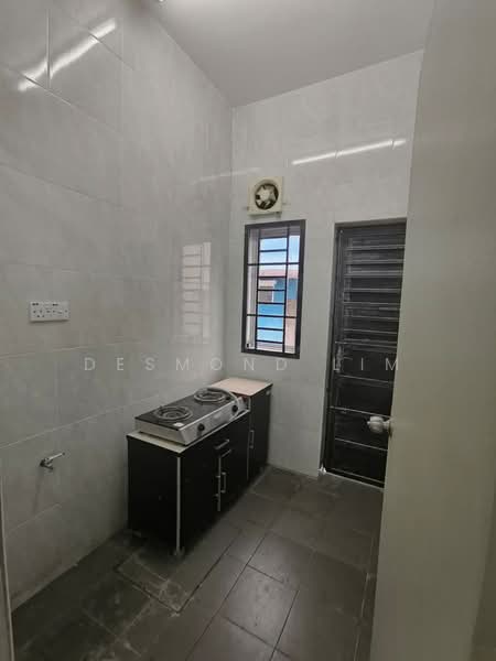 2-storey Terraced House for Sale in Tebrau (Johor) - Desmond Lim - Kitchen - PropertyGuru.com.my