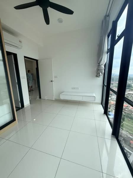 Servis Apartment untuk Dijual di Space Residency - SASER TAN. - Living Room - PropertyGuru.com.my