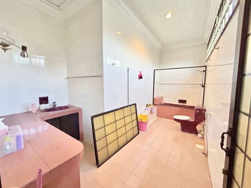Rumah Banglo untuk Dijual di Taman Kolam Air (Johor Bahru) - Shishi . - PropertyGuru.com.my